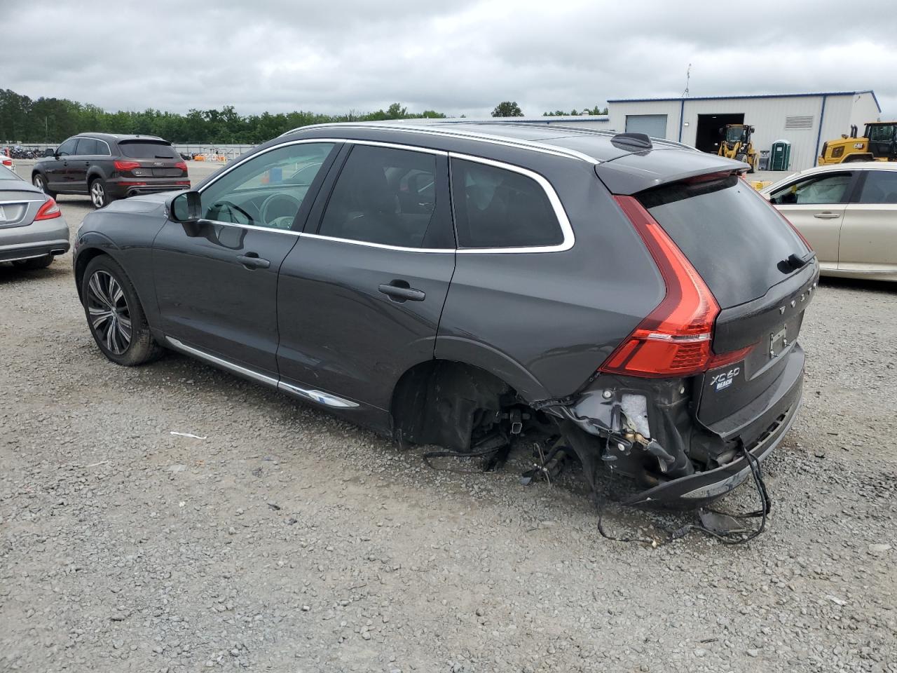 VOLVO XC60 B5 INSCRIPTION