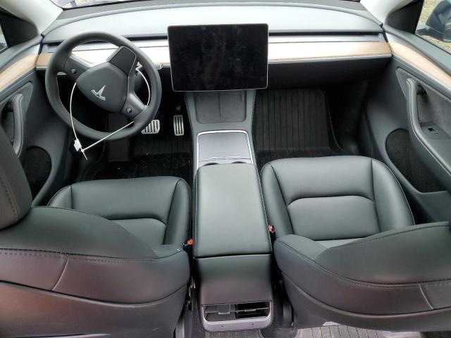 2024 TESLA MODEL Y 7SAYGDEFXRA326101