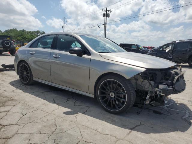 Vin: wdd3g4eb1lw038984, lot: 61554045, mercedes-benz a-class 220 20204