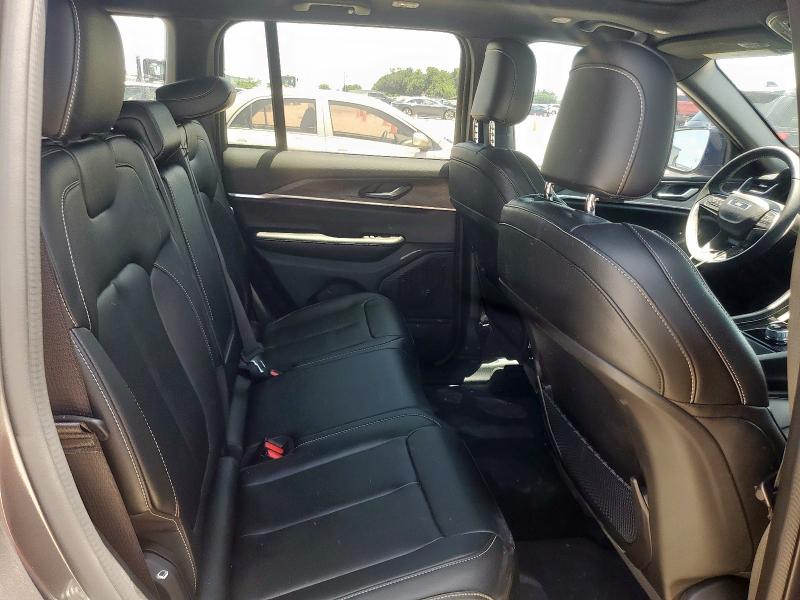 2024 JEEP GRAND CHER 1C4RJGBG7RC221176
