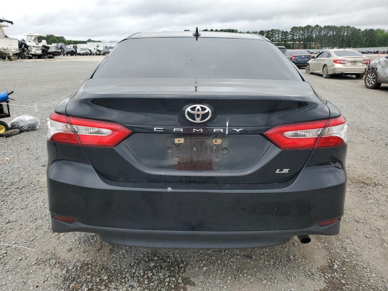 TOYOTA CAMRY LE