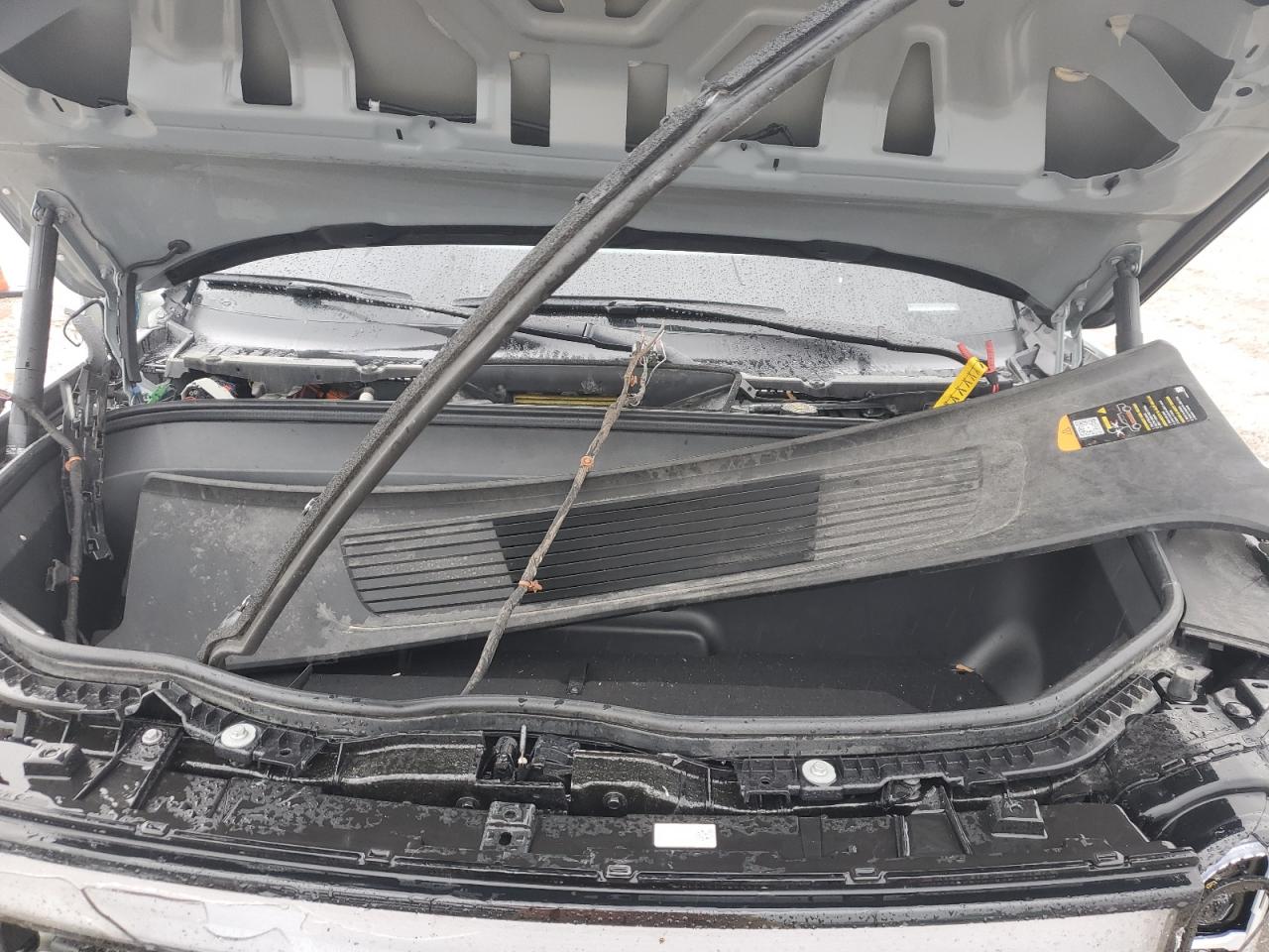 RIVIAN R1T LAUNCH EDITION