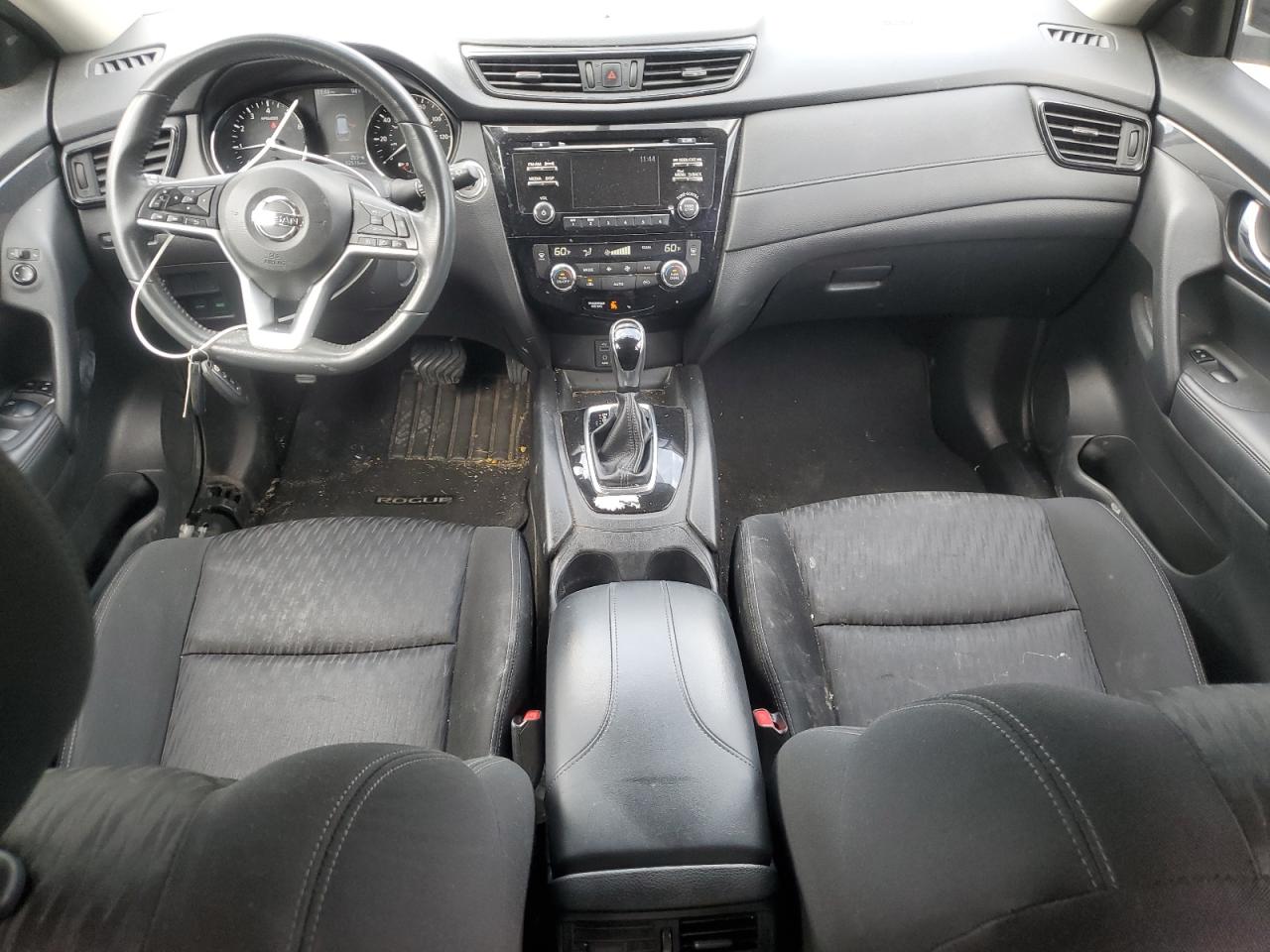 Nissan Rogue s 2017