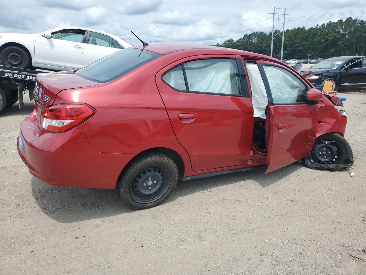 MITSUBISHI MIRAGE G4 ES