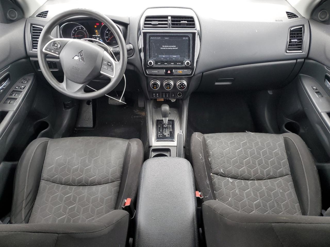 MITSUBISHI OUTLANDER ES