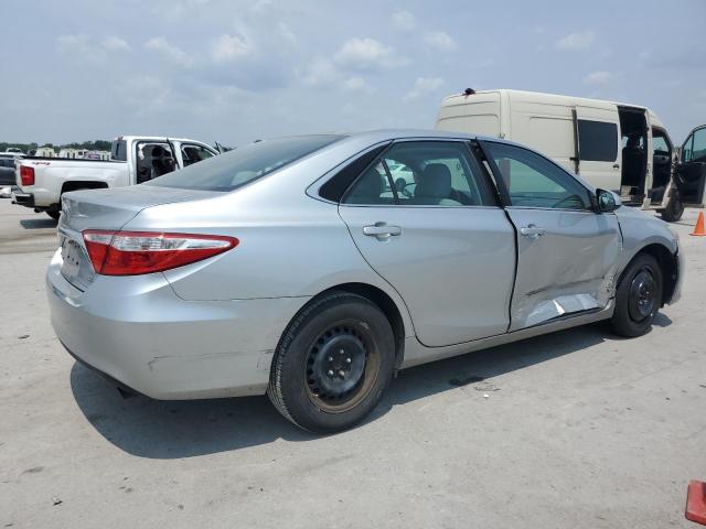 Vin: 4t1bf1fk4hu405915, lot: 59214425, toyota camry le 20173