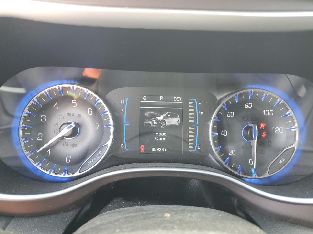 CHRYSLER PACIFICA TOURING L