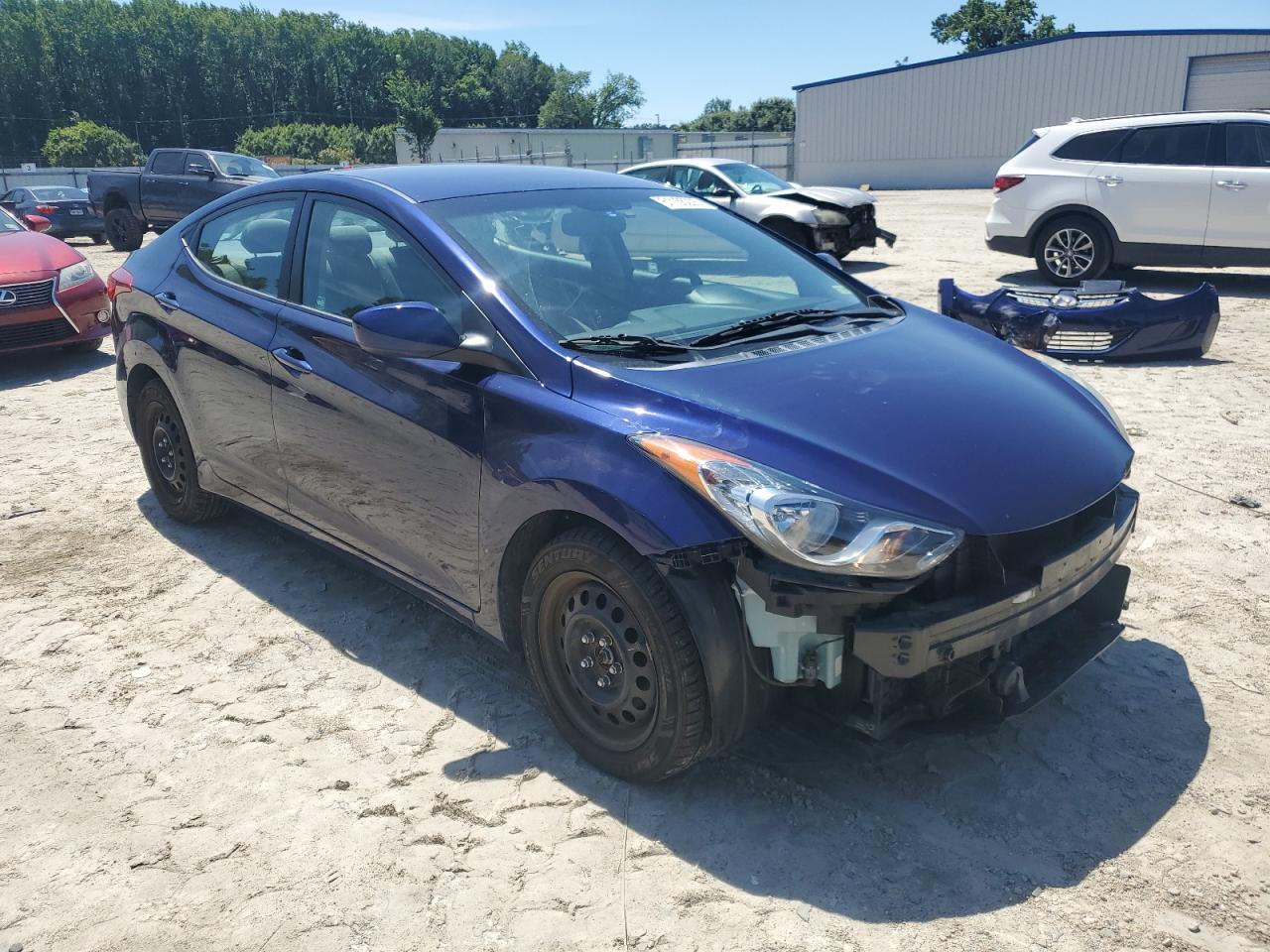 Hyundai Elantra gl 2012