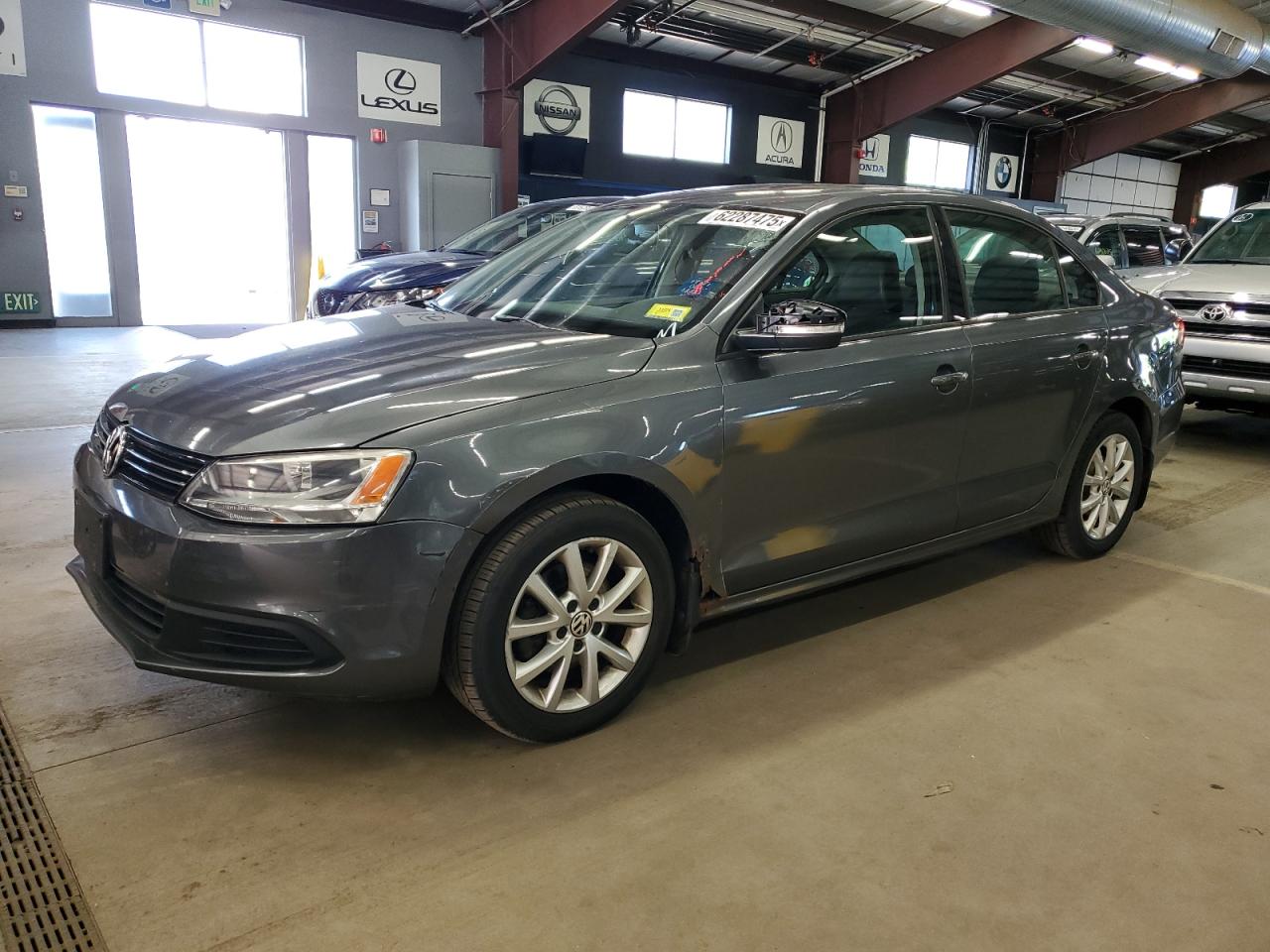VOLKSWAGEN JETTA SE