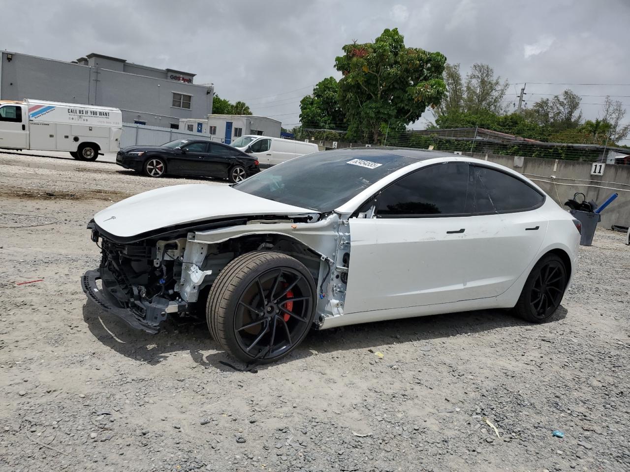 Tesla Model 3 2024