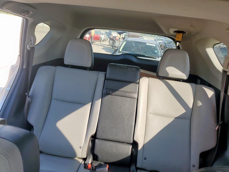 2017 TOYOTA RAV4 HV LI - JTMDJREV2HD100726