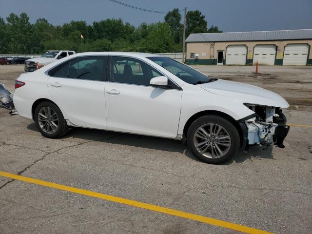 Vin: 4t1bf1fk7hu742935, lot: 59905805, toyota camry le 20174
