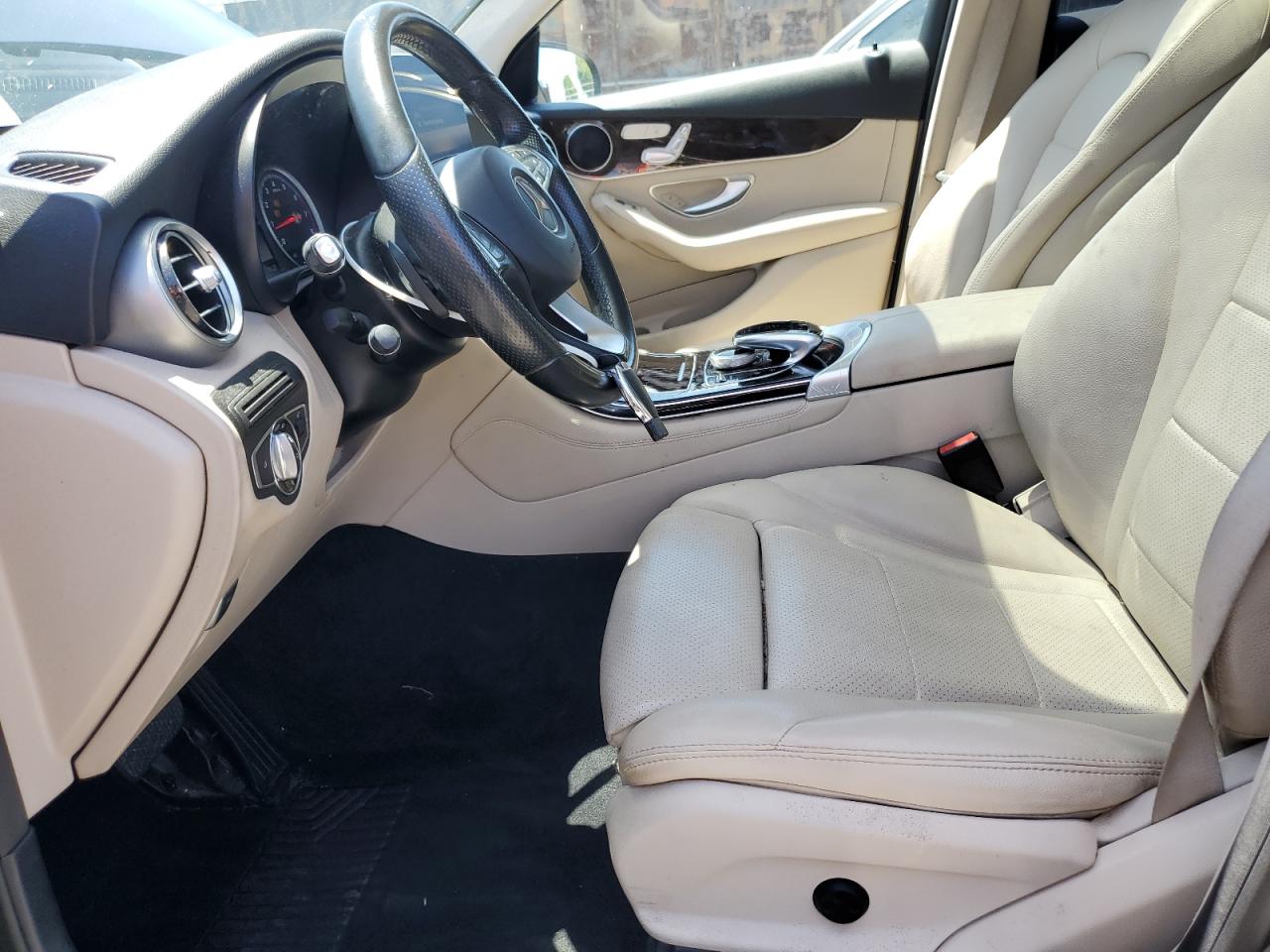 MERCEDES-BENZ GLC-CLASS 300