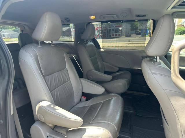 2018 TOYOTA SIENNA XLE 5TDDZ3DC2JS195594