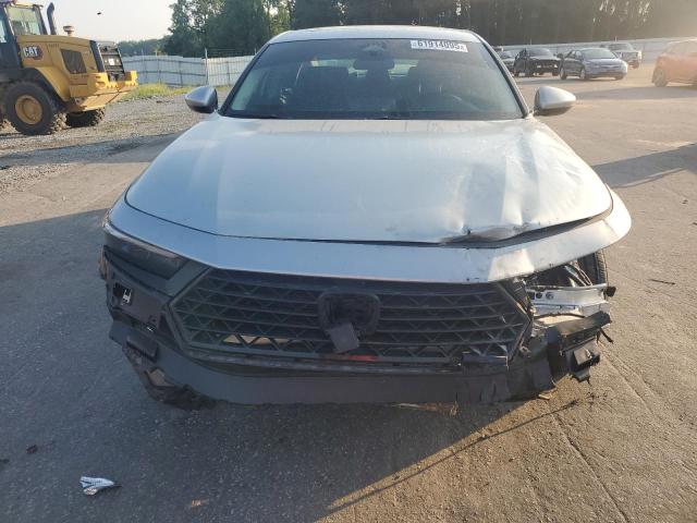 2024 HONDA ACCORD EX 1HGCY1F39RA082848