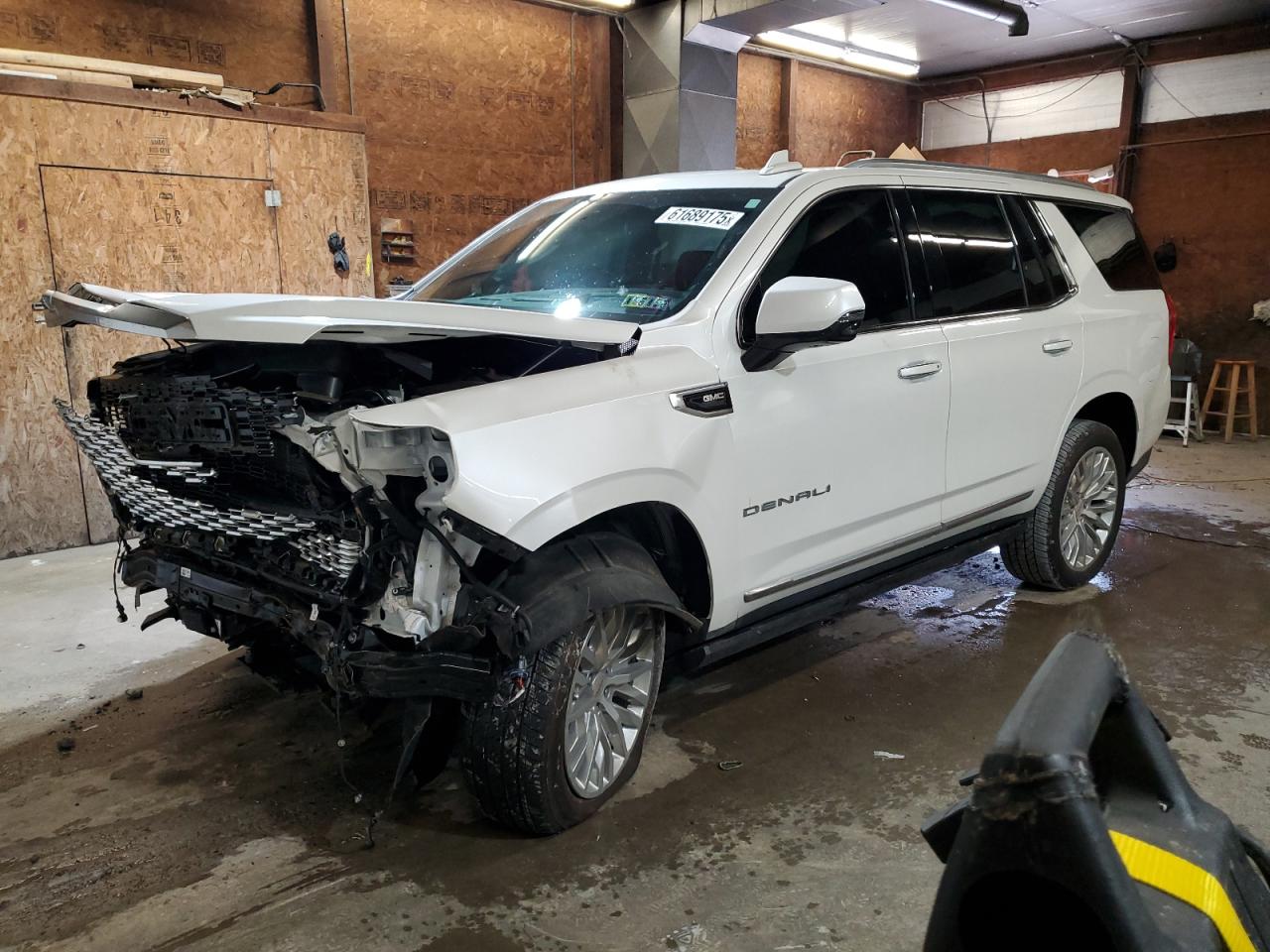 GMC YUKON DENALI