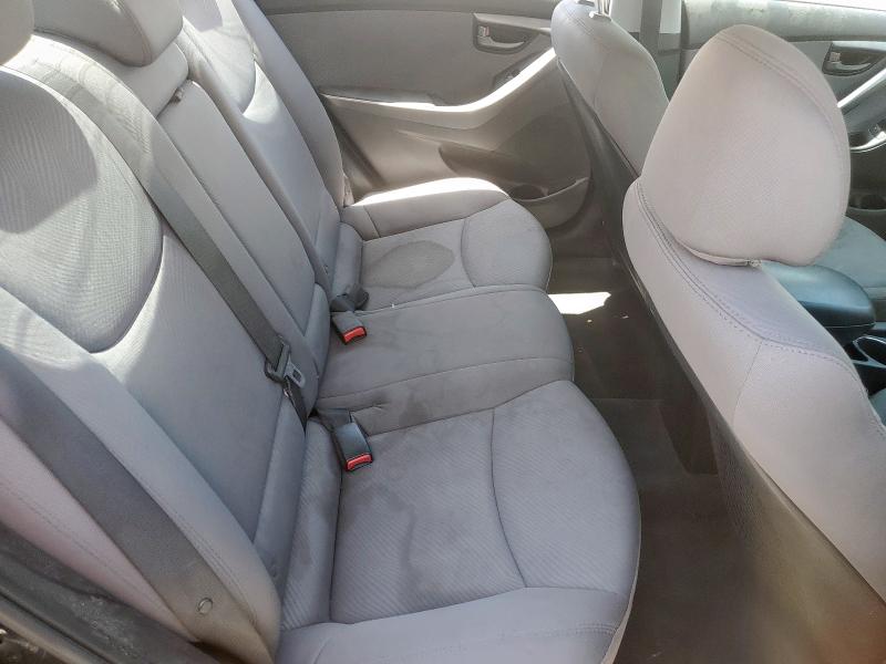 2013 HYUNDAI ELANTRA GL - 5NPDH4AE9DH256755