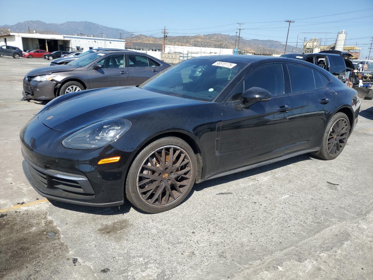 PORSCHE PANAMERA BASE