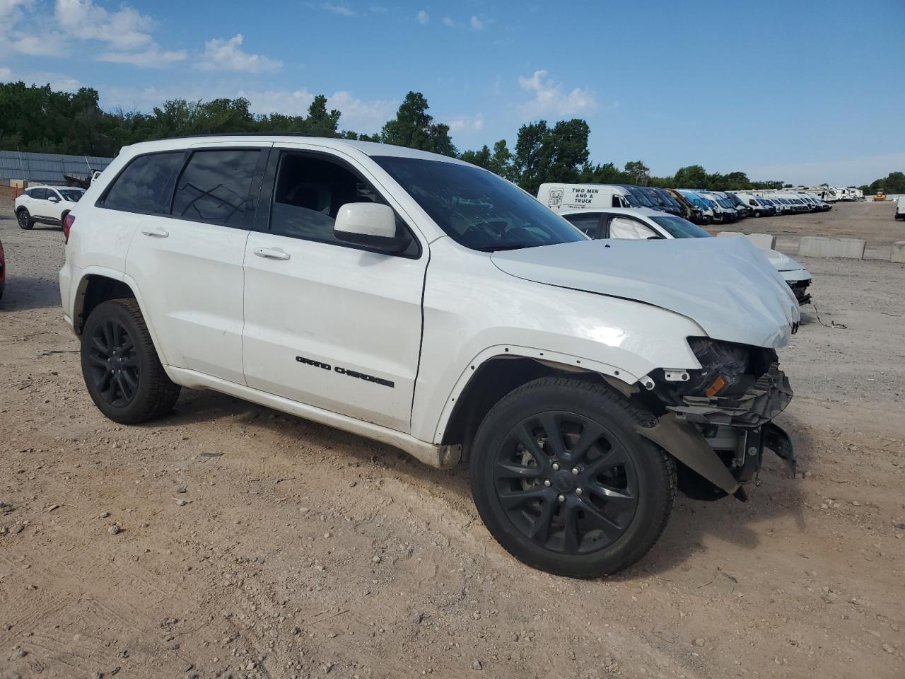 JEEP GRAND CHEROKEE LAREDO