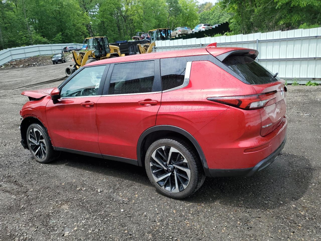 MITSUBISHI OUTLANDER ES