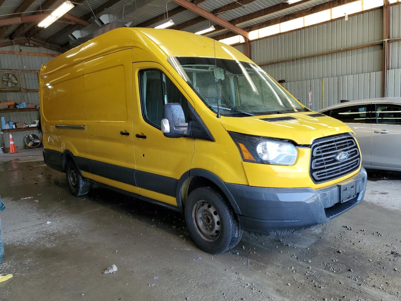 FORD TRANSIT T-250