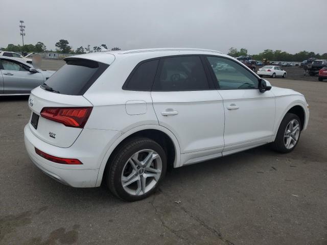 2018 AUDI Q5 PREMIUM WA1ANAFY4J2110218