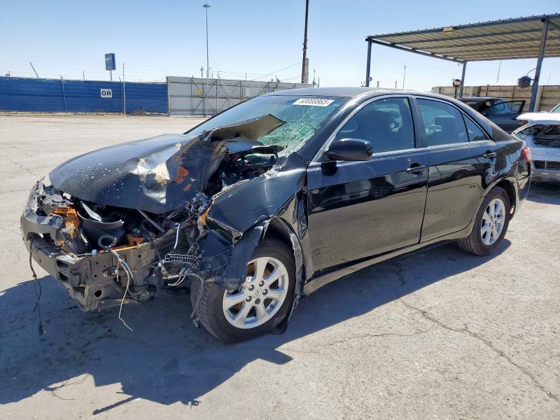 TOYOTA CAMRY BASE