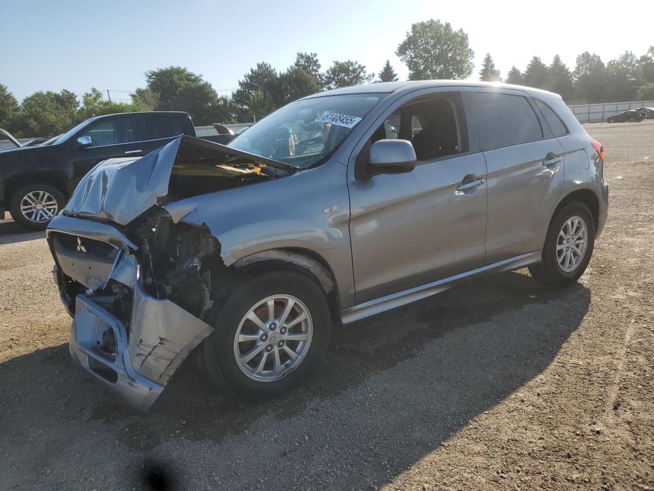MITSUBISHI OUTLANDER ES