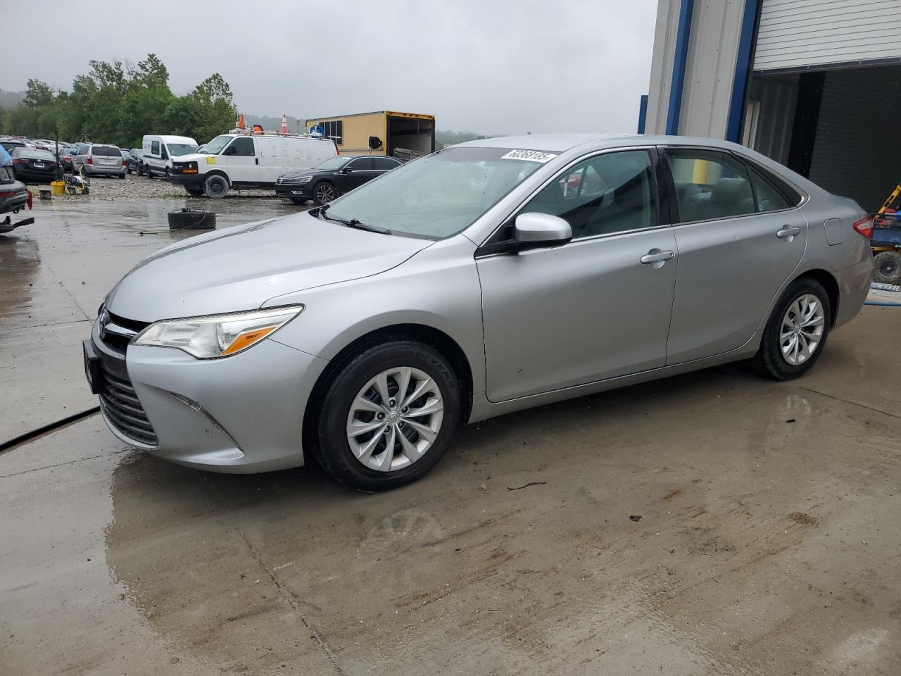 TOYOTA CAMRY LE