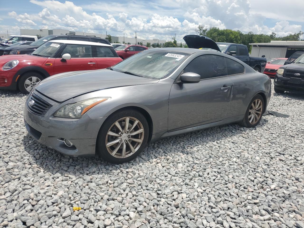 INFINITI G37 BASE