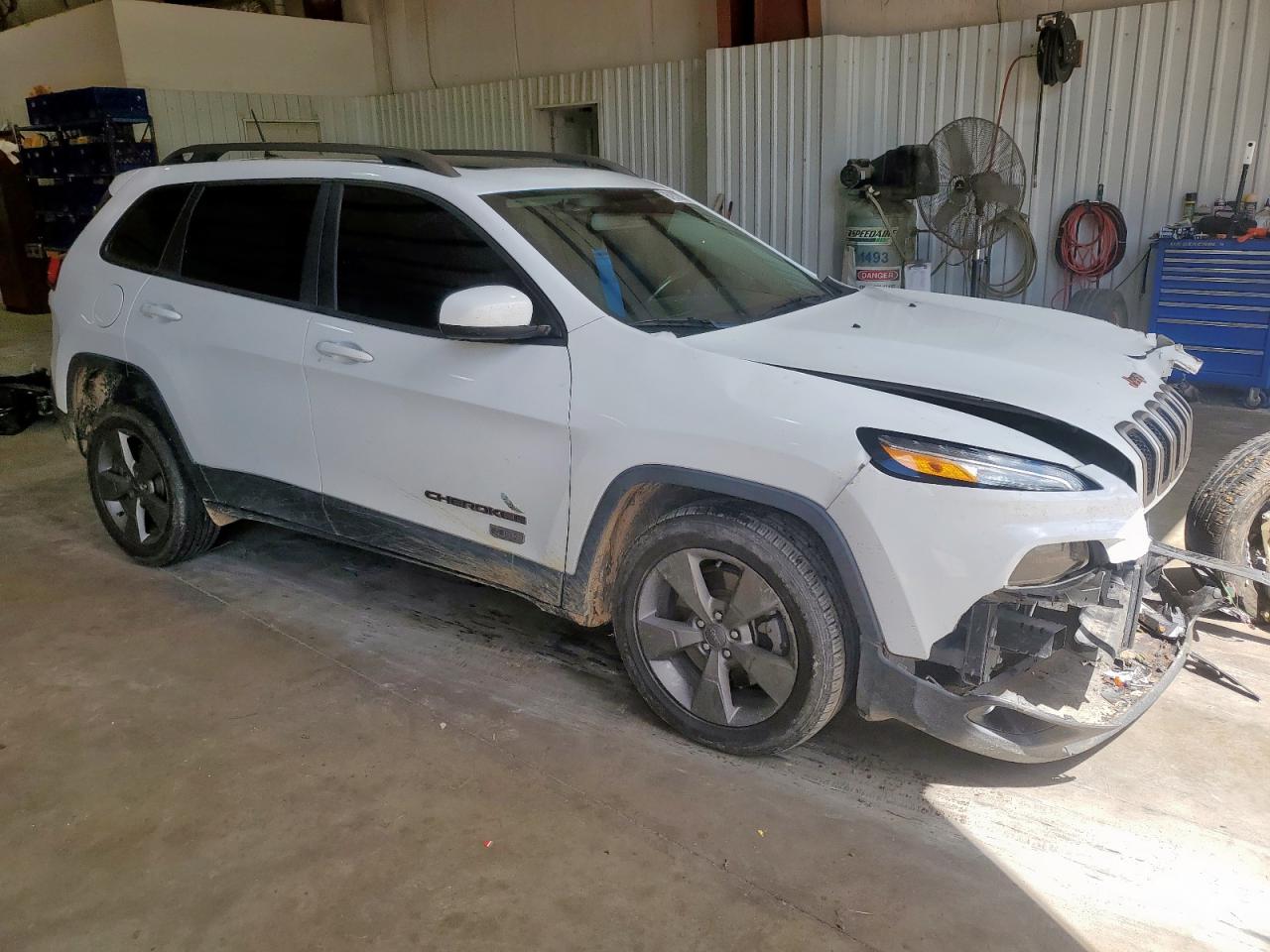 JEEP GRAND CHEROKEE LATITUDE