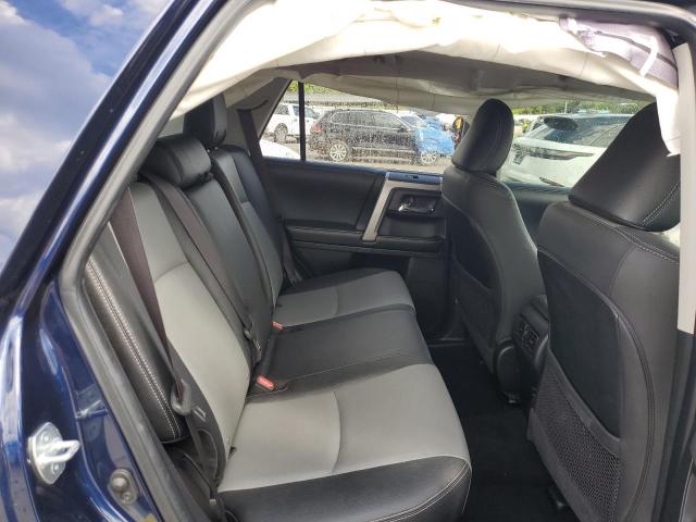 2019 TOYOTA 4RUNNER SR - JTEBU5JR1K5690513