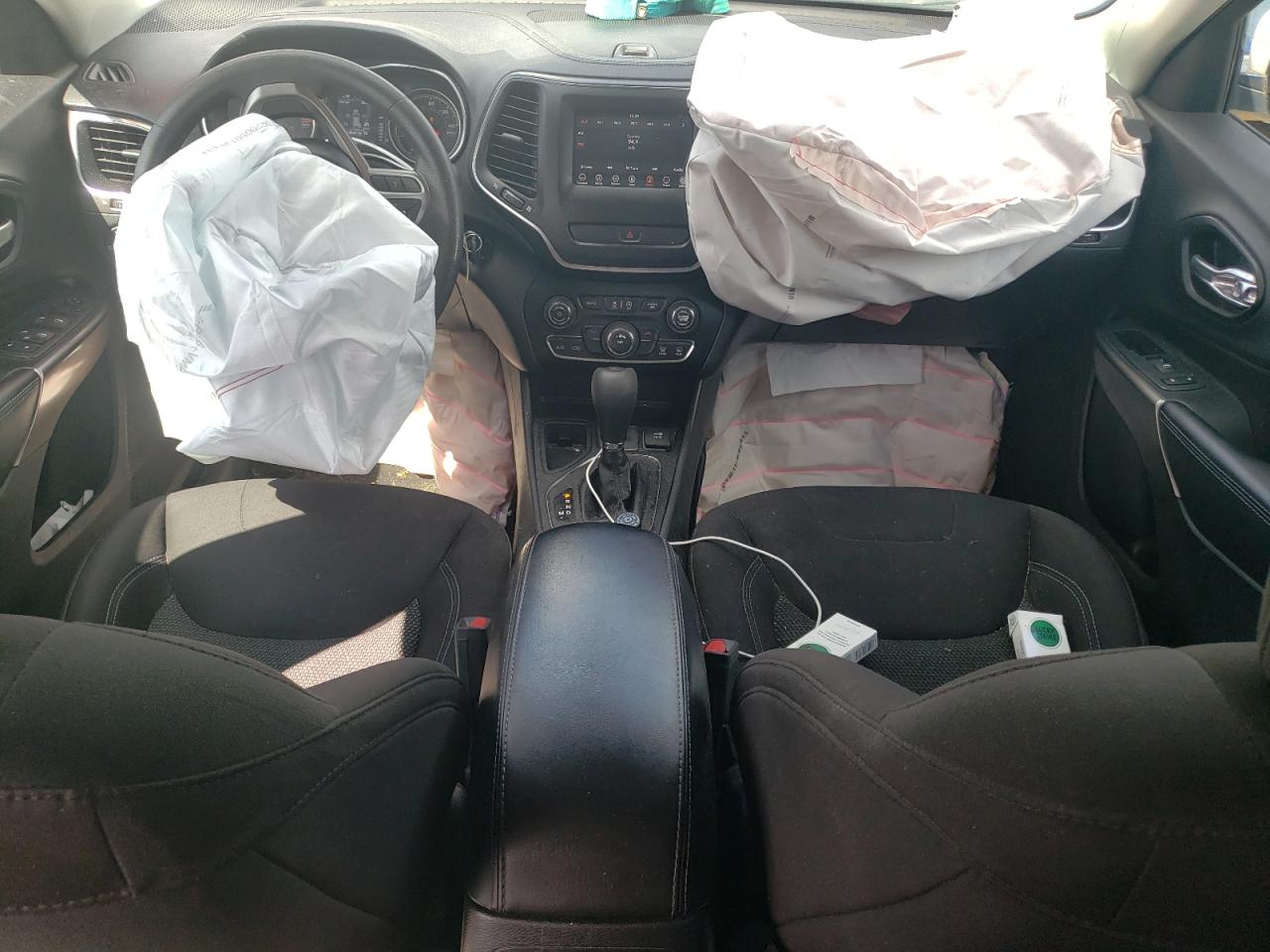 JEEP GRAND CHEROKEE LATITUDE