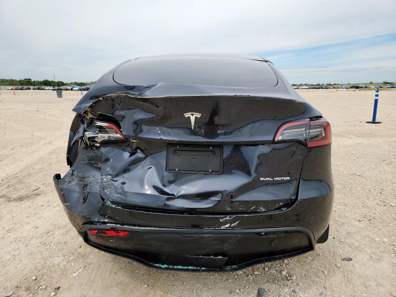2024 TESLA MODEL Y 7SAYGAEE4RF194736