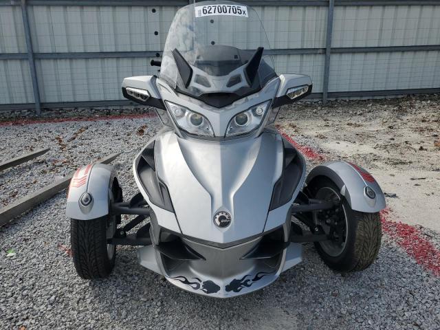 CAN-AM SPYDER ROA 2010 silver  gas 2BXJBWC19AV000485 photo #3