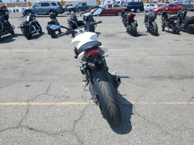 2017 TRIUMPH MOTORCYCLE STREET TRI SMTL03NE3HT779036