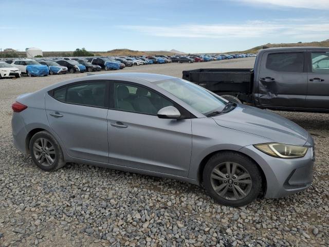 Vin: 5npd84lf2hh106255, lot: 61685555, hyundai elantra se 20174