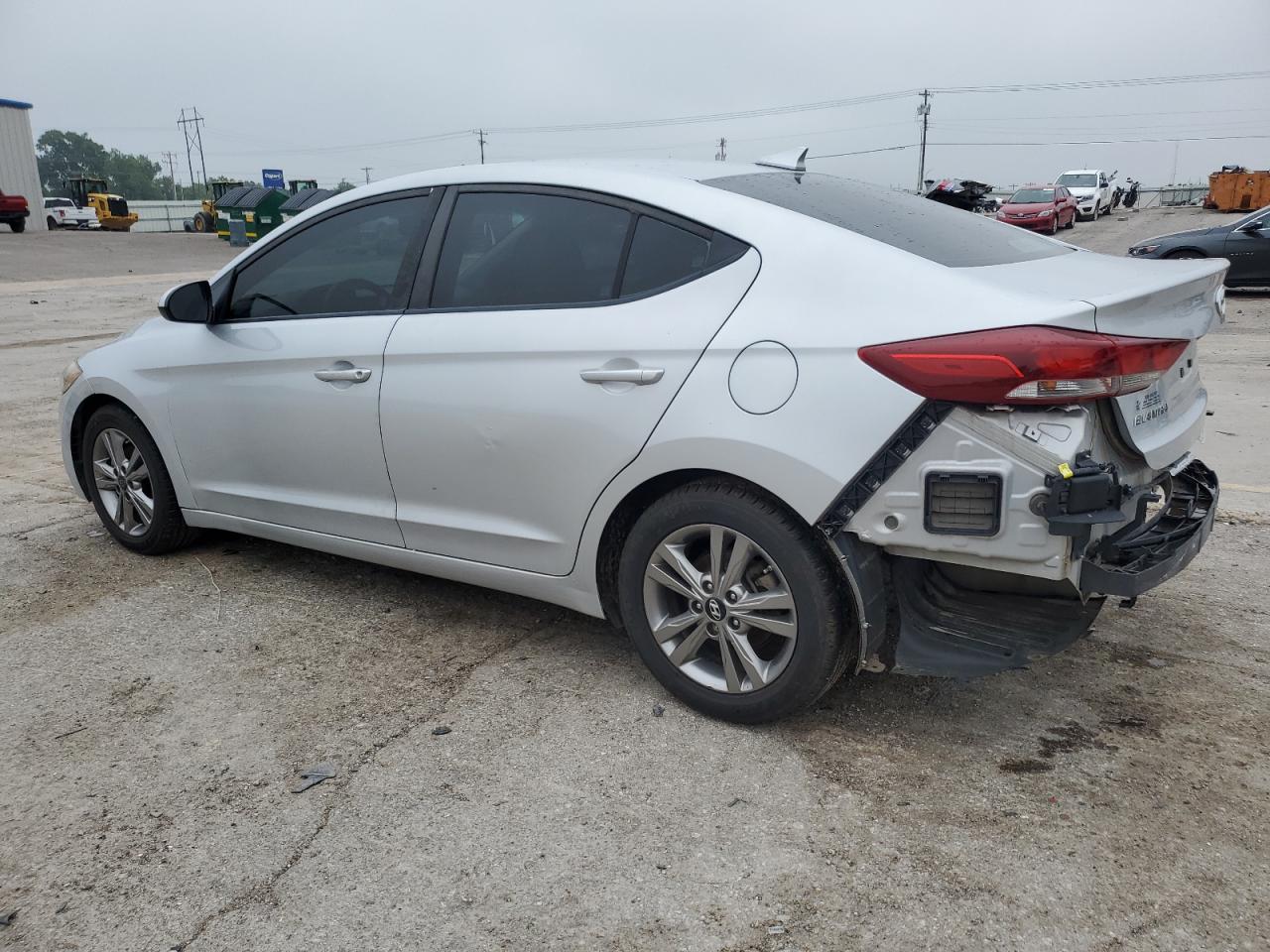 HYUNDAI ELANTRA SEL