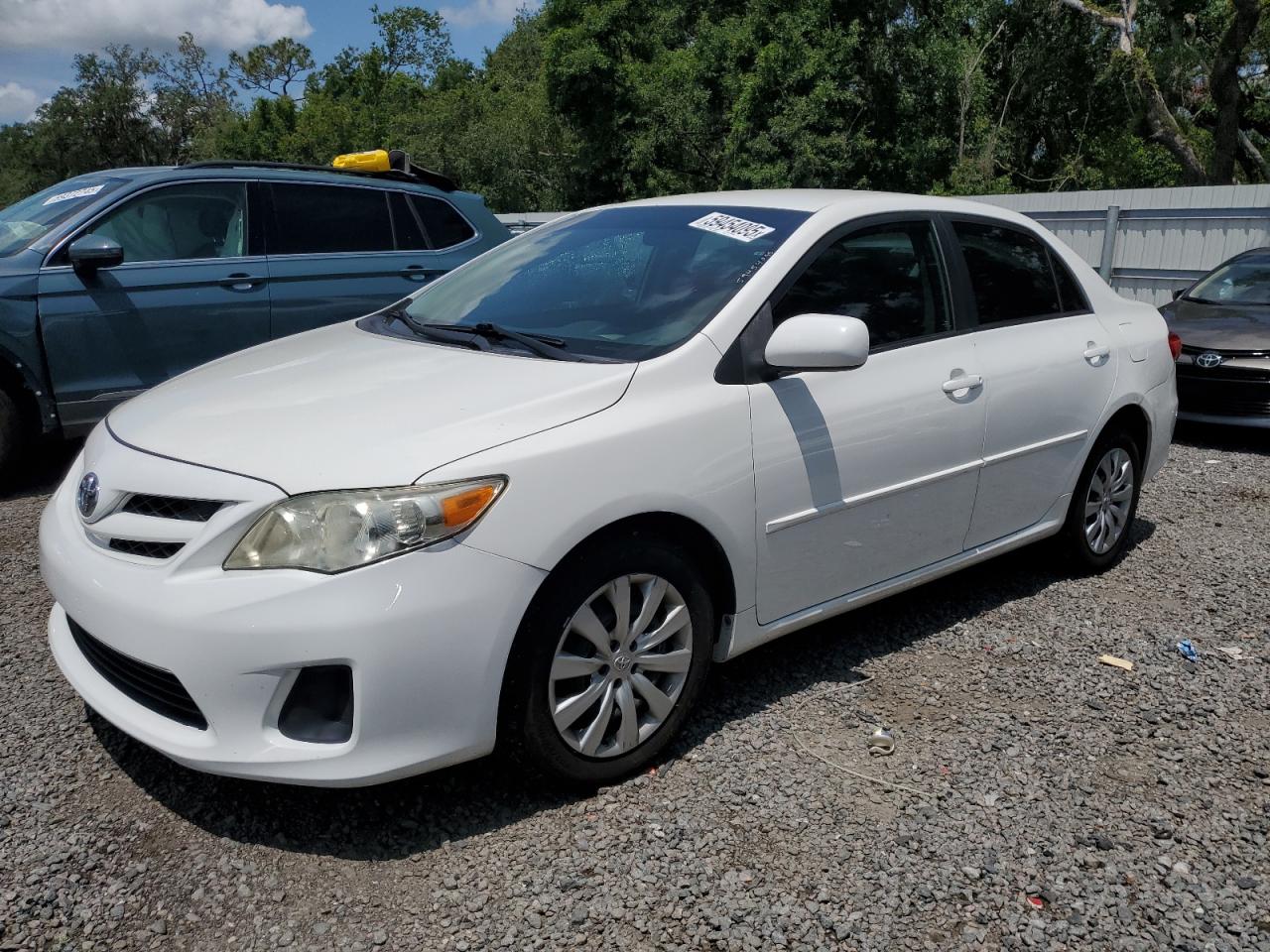 TOYOTA COROLLA BASE