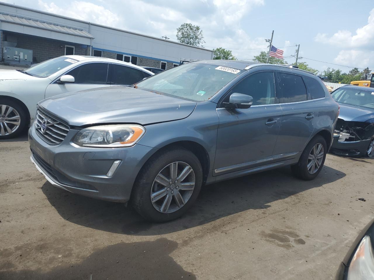 VOLVO XC60 T5 INSCRIPTION