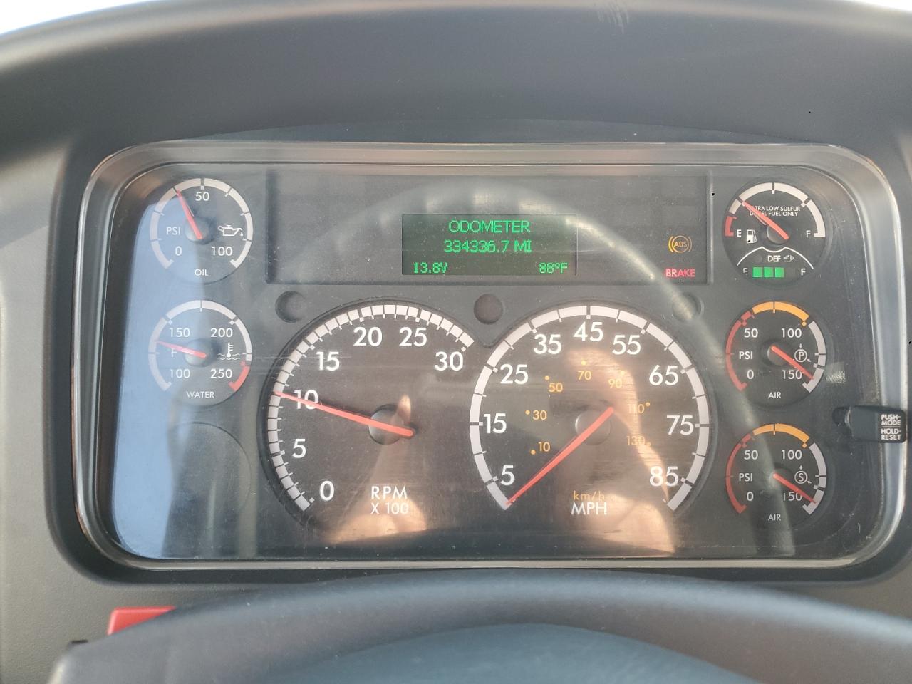 Lot #3186708993 2018 FREIGHTLINER M2 106 MED