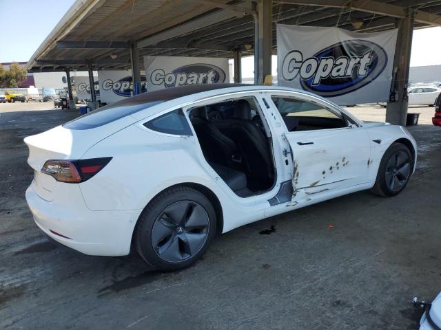 Vin: 5yj3e1eb0jf131172, lot: 59878765, tesla model 3 20183