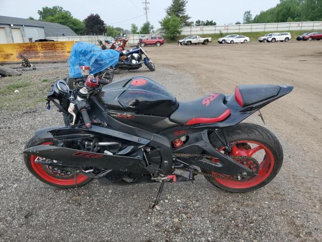 YAMAHA YZFR6 L 2006 JYARJ12E06A000677 photo #4