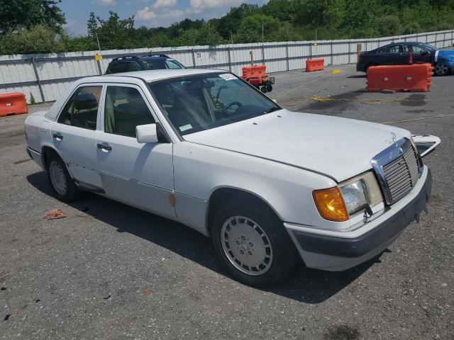 Vin: wdbed30e7pb915559, lot: 62641255, mercedes-benz 300-class e 4matic 19934