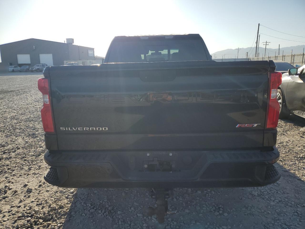 CHEVROLET SILVERADO K1500 RST