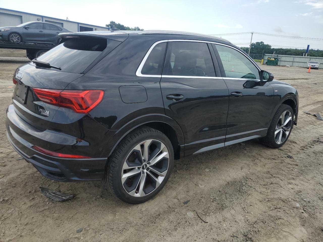 AUDI Q3 PRESTIGE S-LINE