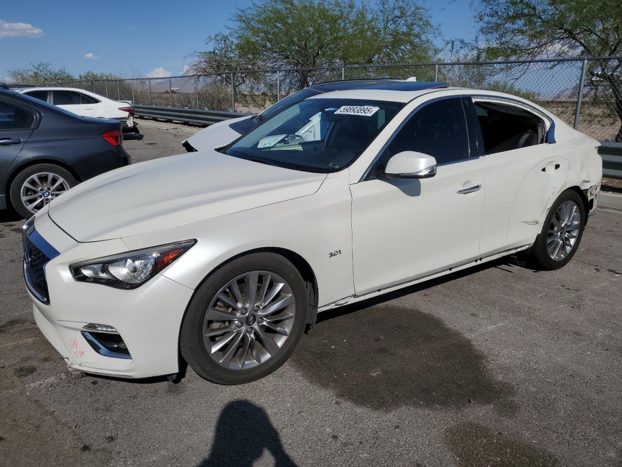 INFINITI Q50 LUXE