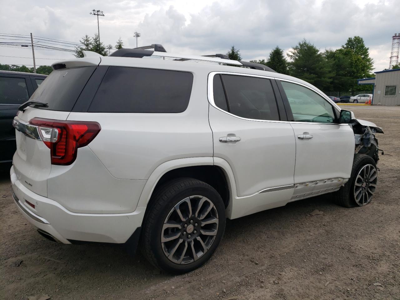 GMC ACADIA DENALI