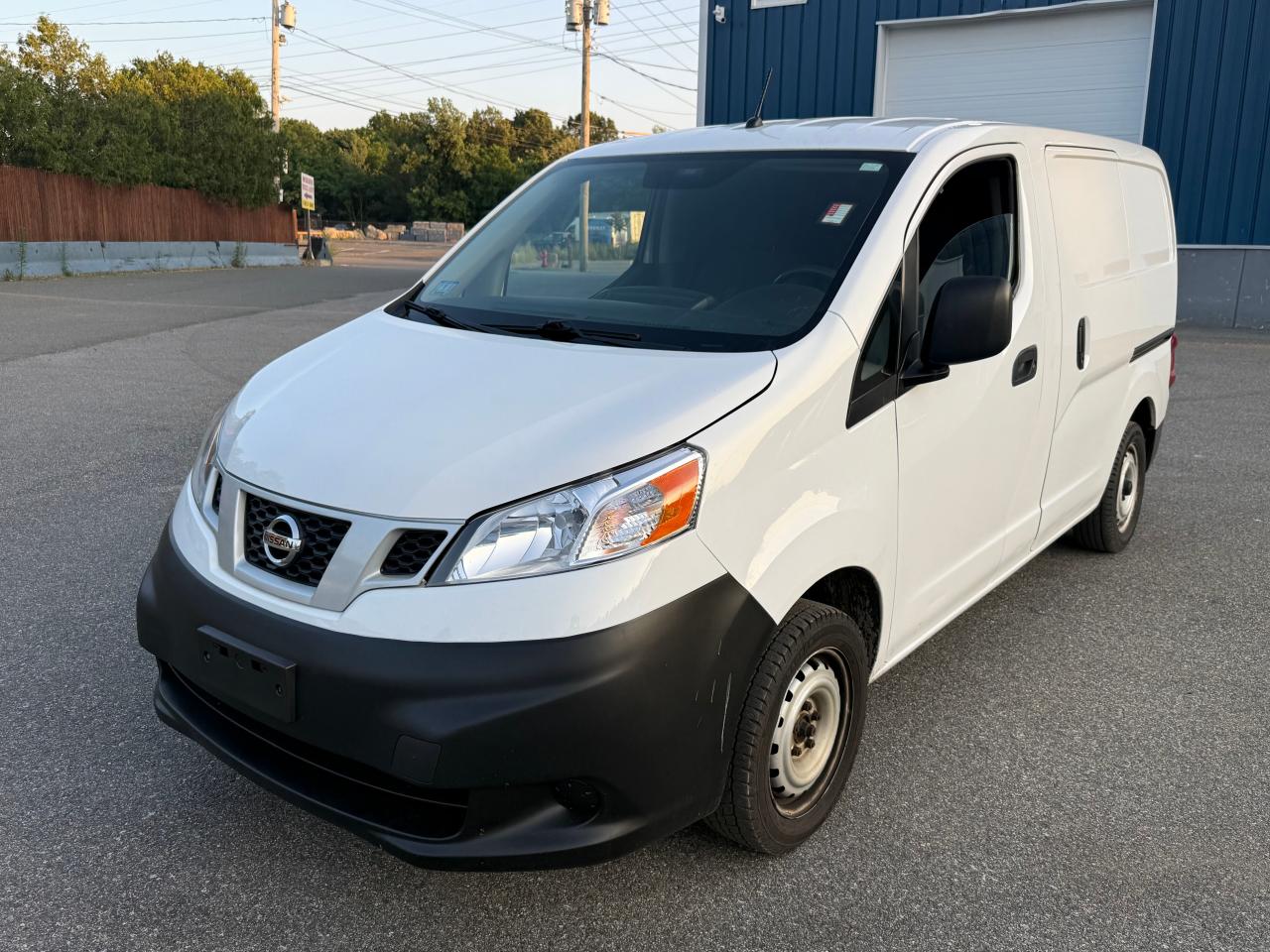 NISSAN NV200 2.5S