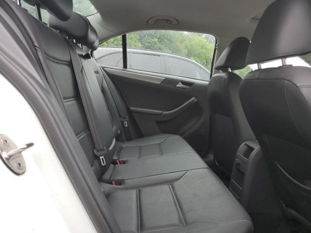2017 VOLKSWAGEN JETTA SE - 3VWDB7AJ2HM404239